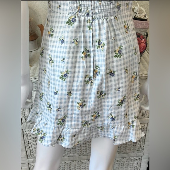 Reformation Desiree 100% linen floral micro check ruffle dress blue color size 6 - Picture 8 of 11